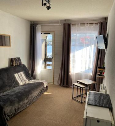 Saint-Aventin Apartamento | Bel appartement 4 à 6 couchages au pied des pistes à Superbagneres