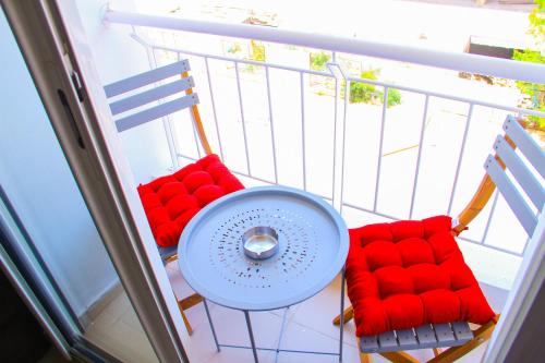 Cite Al Mohammadi Apartamento | Bel appartement piscine, 10 min stadium, souk, plage, bein sports
