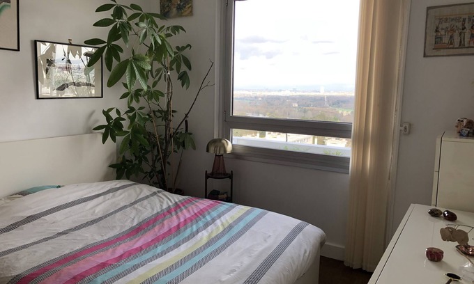 Saint-Cloud Apartamento | Bel Appartement- Terrasse. Vue Exceptionnelle Paris à 15 mn Train, Tram, bus