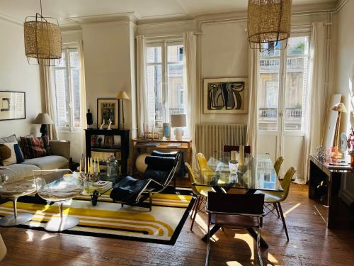 Saint-Michel Apartamento | Bel appartement terrasse