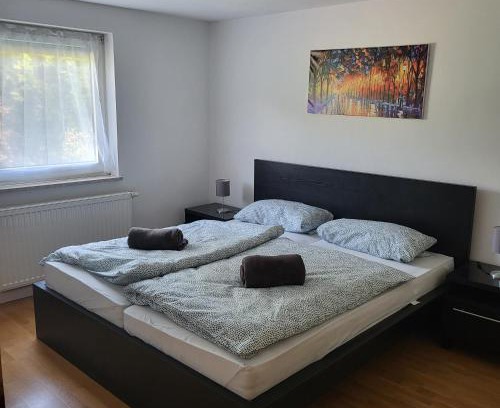 Eggenfelden Casa | Bel - Self Check-Inn