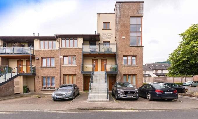 Sandyford Apartamento | Belarmine Summary: Th