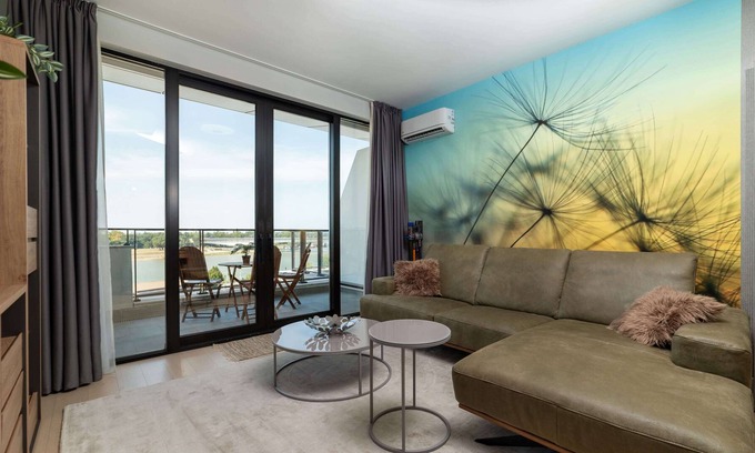 Savamala Apartamento | Belgrade Waterfront 3br/2bath