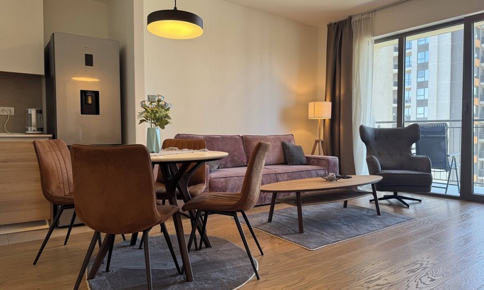 Sarajevska Apartamento | Belgrade Waterfront - River View Apartment with Breakfast and Parking included.