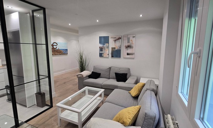 San Sebastian Centro Condominio | Bella Easo Apt.