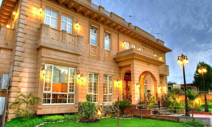 F-8 Sector Casa | Bella Hotel