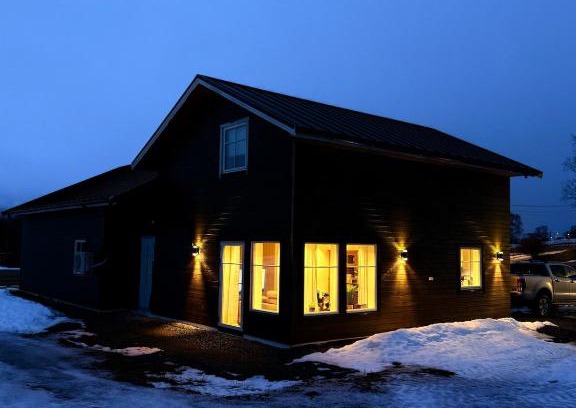 Lyngen Apartamento | Bella Karnes