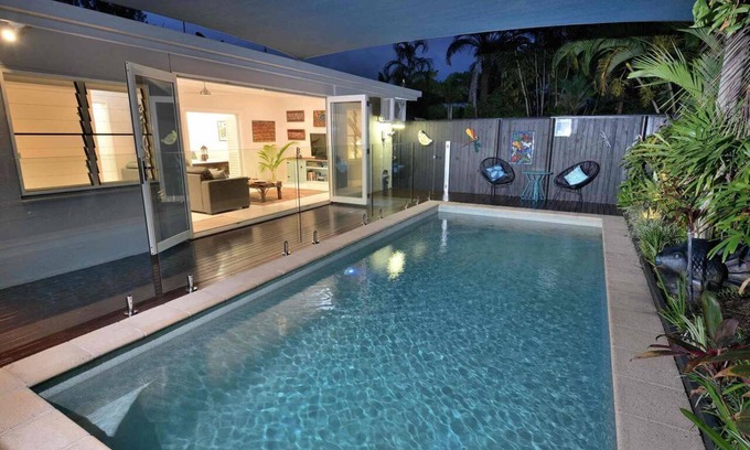 Port Douglas Villa | Retiro Bella Leuca Familia