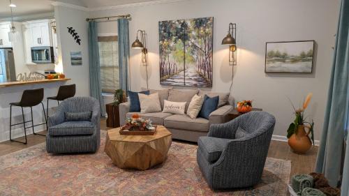 Thomasville Casa | Bella's Charming Cottage