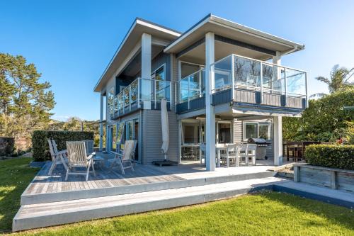Oneroa Casa | Bella Seven- Stay Waiheke