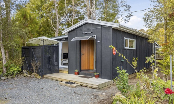 Waitahanui Cabaña | Bellbird Cottage - Lago Taupo Bach
