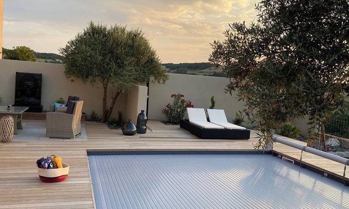 Geyssans Casa | Belle Bâtisse Avec vue Panoramique et Piscine Chauffée