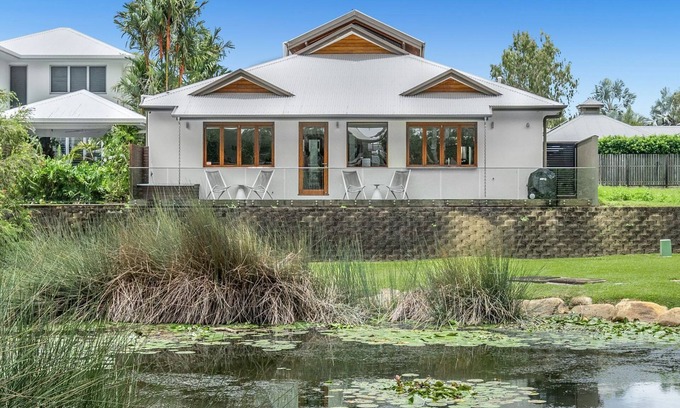 Palm Cove Casa | Belle Escapes 54 Ocean Drive Luxury Home Palm Cove