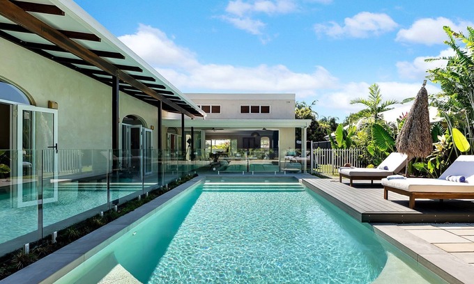 Clifton Beach Casa | Belle Escapes Casa Yule