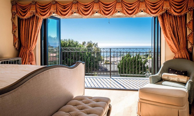 Palos Verdes Estates Casa | Belle Mer - Upscale Seaside Escape w/ Ocean View, 5 Bedrooms & High Speed Wifi