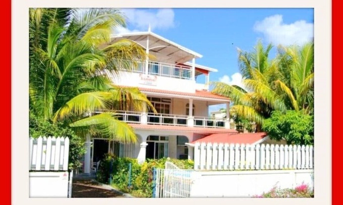 Flic-en-Flac Villa | Belle Villa - Wifi - 35 € / noche - 150 metros de la playa ya 200 metros del supermercado SPAR