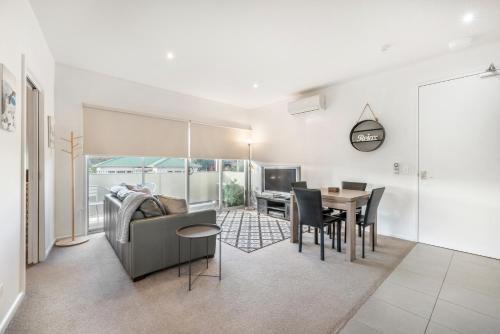 Bellerive Apartamento | Bellerive Quay - 2 Bedroom Apartment - Free Parking - Free WIFI