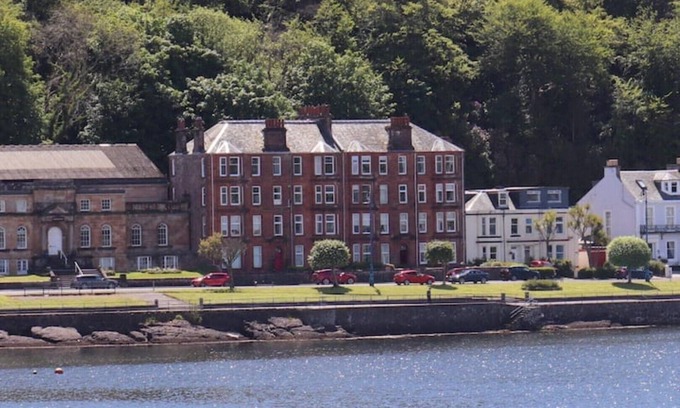 Rothesay Apartamento | Bellevue Bute, luxury 2 bedroom, 2 bathroom sea view flat in Rothesay