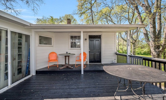 Creekside Meadows Condos Casa | Bellevue Cottage