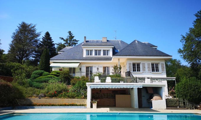 Chateauneuf-de-Galaure Cama Y Desayuno | Bellevue