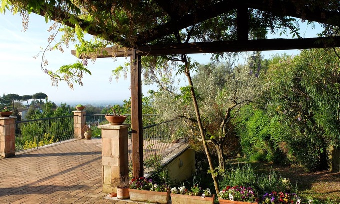 Velletri Cabaña | Casa de campo en 2 plantas con 12 camas