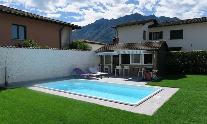 Monte Carasso Apartamento | Bellinzona by the Pool - Ca dal Virgi Swisshomebnb