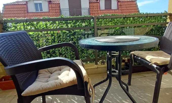 Donje Polje Apartamento | Bello apartment Cetinje