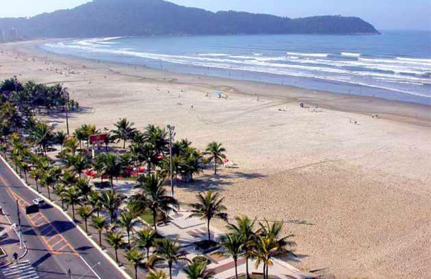 Vila Assuncao Apartamento | Belo apartamento à 50m da Praia com Wi-Fi gratuito