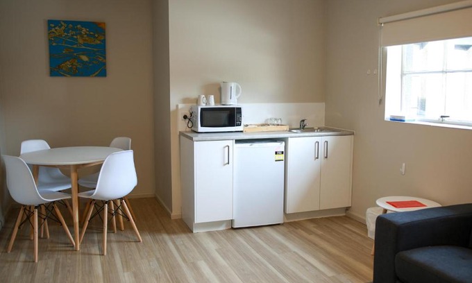Lindisfarne Hotel | Beltana Hotel