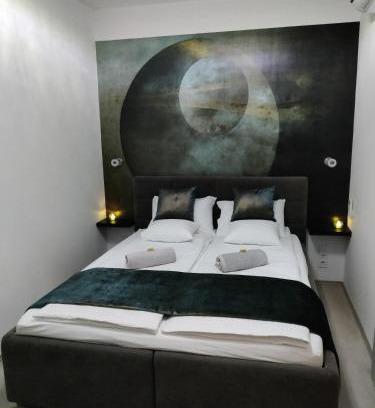 Szekesfehervar Apartamento | Belvaros Resort Apartman & Spa
