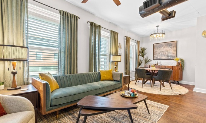 Westport Apartamento | Belvedere 2 - Remodeled 2 Bed Walkable to Westport!