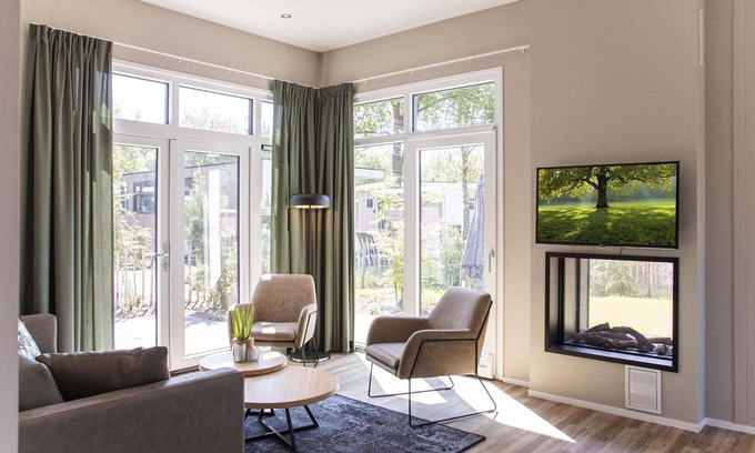 Cromvoirt Chalet De Esquí | ✓ Belvedere at Résidence de Leuvert ✓ Holiday home for six persons ✓ Situated close to 's Hertogenbosch (North Brabant) ✓ Near De IJzeren Man ✓ Book directly at the park