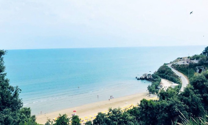 Baia degli Aranci Apartamento | Apartamento moderno en Rodi Garganico cerca de la playa del mar