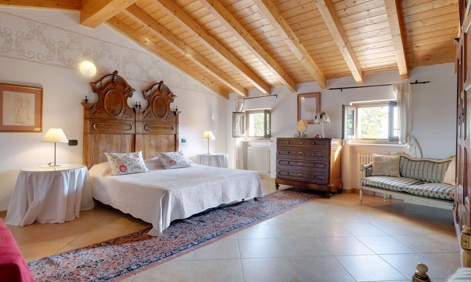 Pesina Spezie Villa | Mansión ideal en Pesina, Spezie cerca del lago