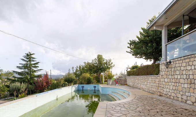 Campobasso Apartamento | Elegante apartamento en Campobasso cerca del bosque