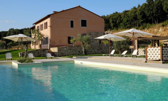 Montoro Apartamento | Elegante piso con piscina a 1 hora de Roma