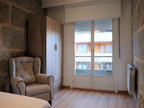 Ourense Apartamento | Belvilla by OYO Villa Trabazos Abellas