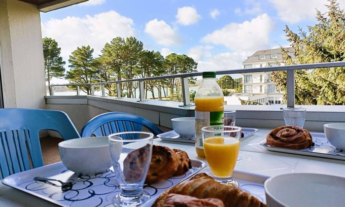 Benodet Apartamento | Bénodet, apartment with sea view, beach, thalasso, restaurants on foot