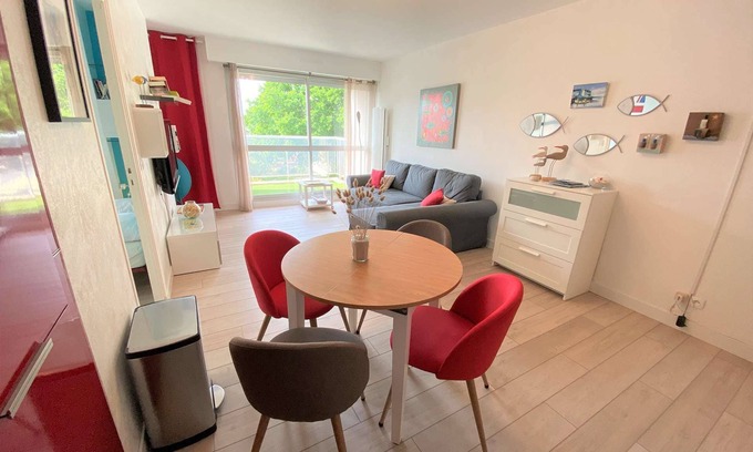 Benodet Apartamento | Benodet - comfortable apartment with sea view, beach and shops on foot