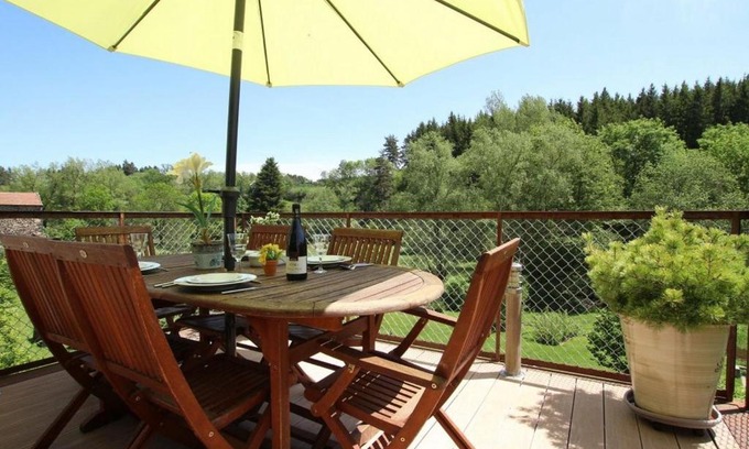 Ceaux-d'Allegre Casa | Bergerie moderne au calme, nature luxuriante, proche du Lac de Malaguet - FR-1-582-20