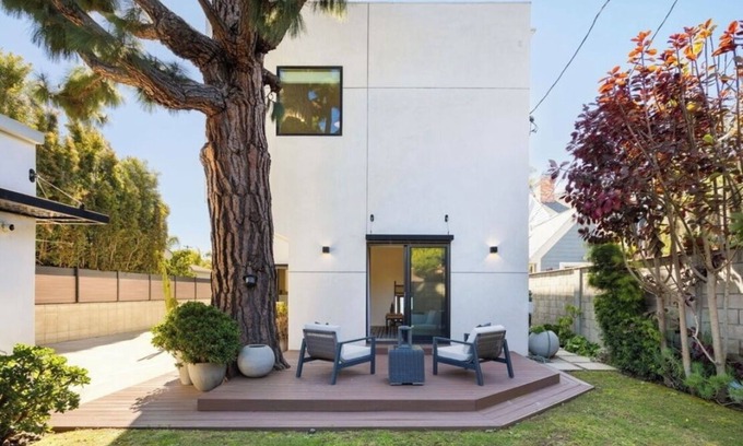 Mar Vista Casa | Berryman Bungalow