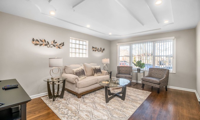 Forestview Casa | Berwyn FHS Rental