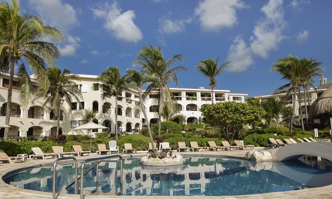 Playacar Fase I Condominio | Best Caribbean Views - 1BR Xaman Ha 7116