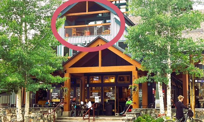 River Run Condominio | Best deck view of River Run ski slope 1 min walk to gondola/village 2 bed 2 bath