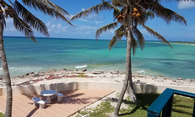 Bahamas Terrace Condominio | La mejor vista al mar en la isla, Ocean Front Property
