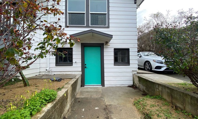 Poets Corner Casa | Best of Berkeley