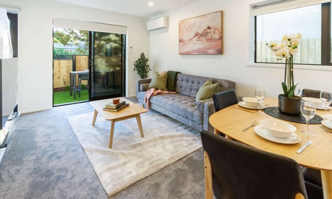 Christchurch City Centre Casa | Best of Central Christchurch 2 bed 2 bath