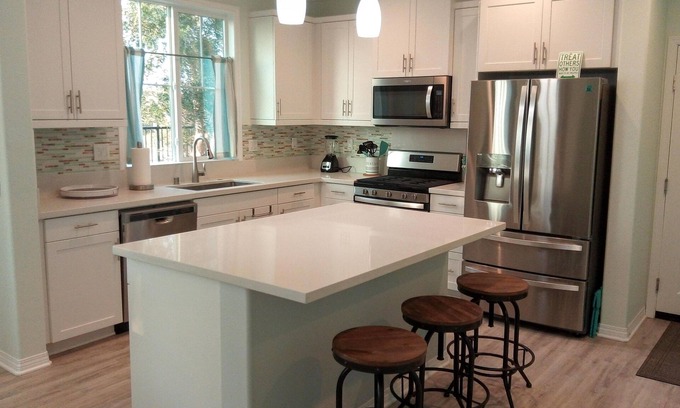 Imperial Beach Casa | NEW!!! Best of The Best! 4 bed/2,5 ba! Long-term Renters are Welcome!