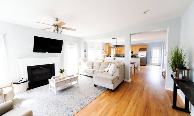 Ridge St. Casa | Best Sleeping & Gathering Home by Downtown and UVA