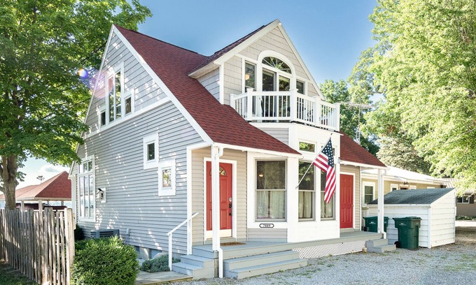 Russells Point Casa | Best Sunsets on Indian Lake. Plan your summer getaway now! Pontoon rental extra.